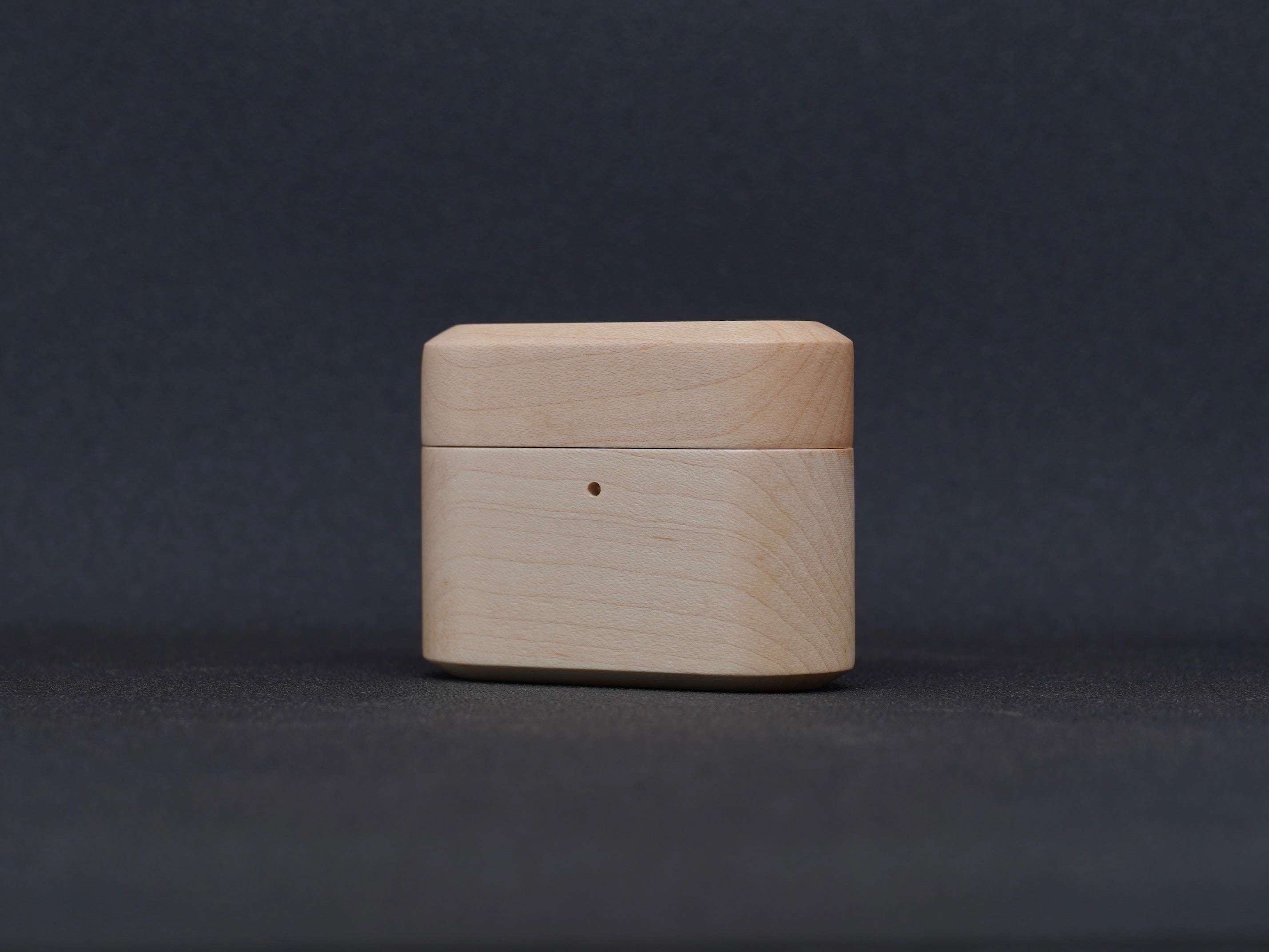 楓木 AirPods 木製保護殼（入門款）