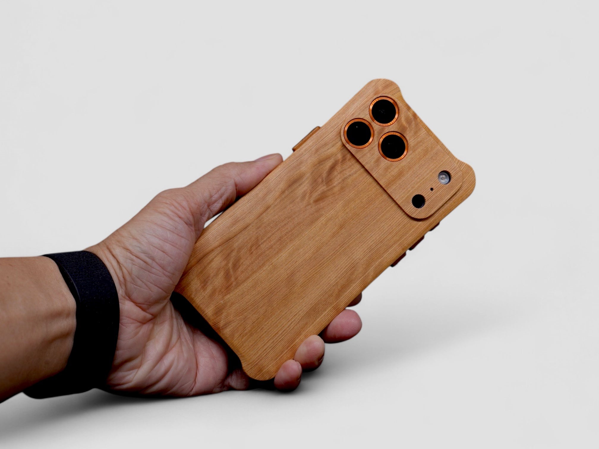 【國產材】台灣扁柏 iPhone 17系列 Ai木按鍵全實木手機外殼