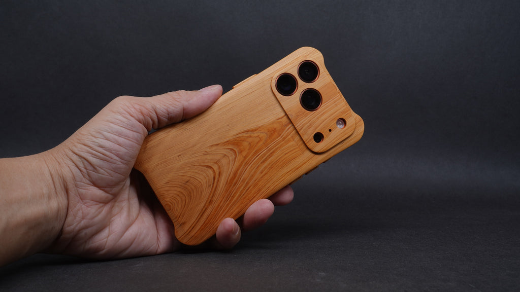 【國產材】台灣扁柏 iPhone 17系列 木按鍵全實木手機外殼