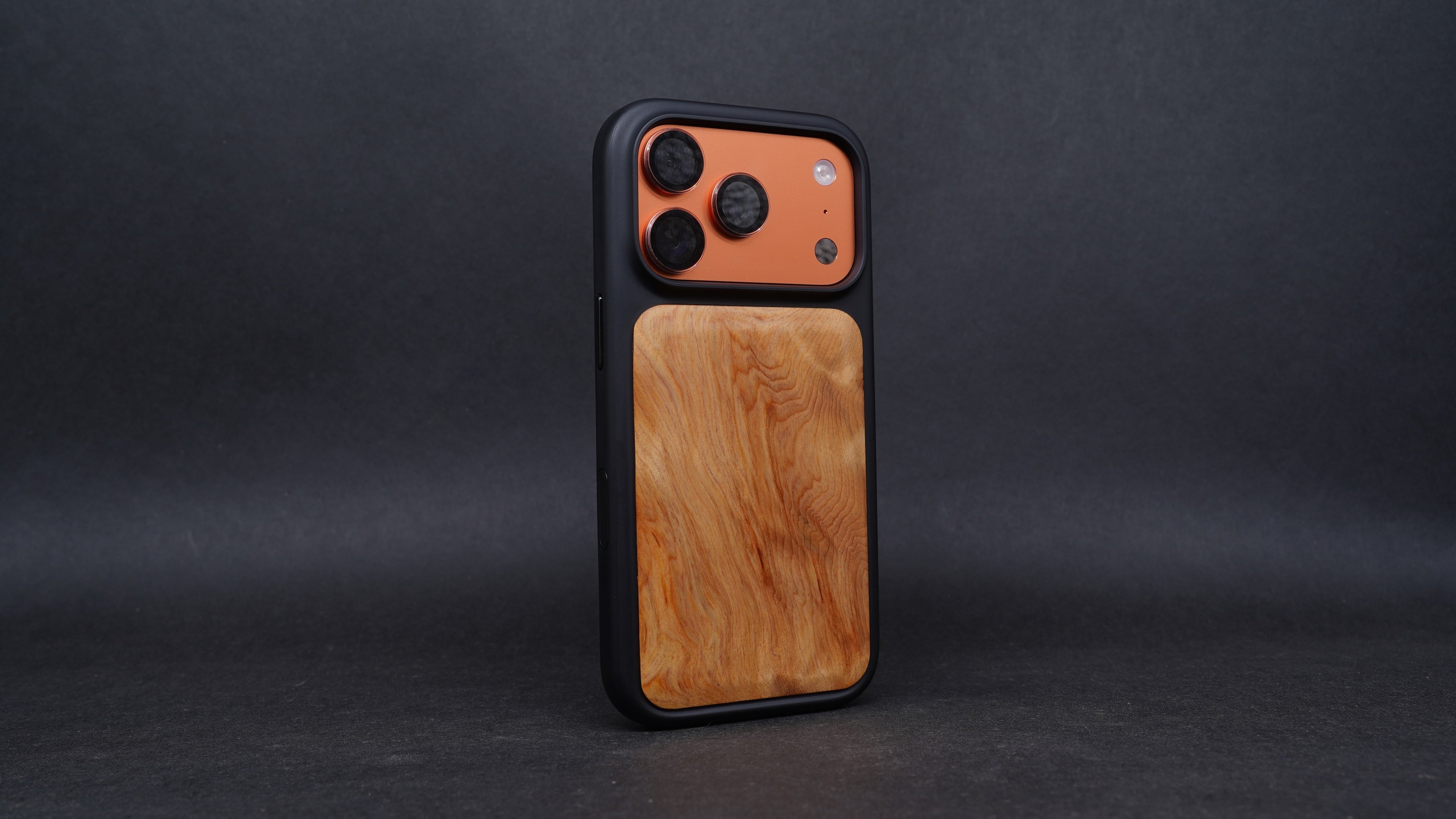 【國產材】台灣檜木 iPhone 17系列 MagSafe 實木防摔手機殼｜可客製選料