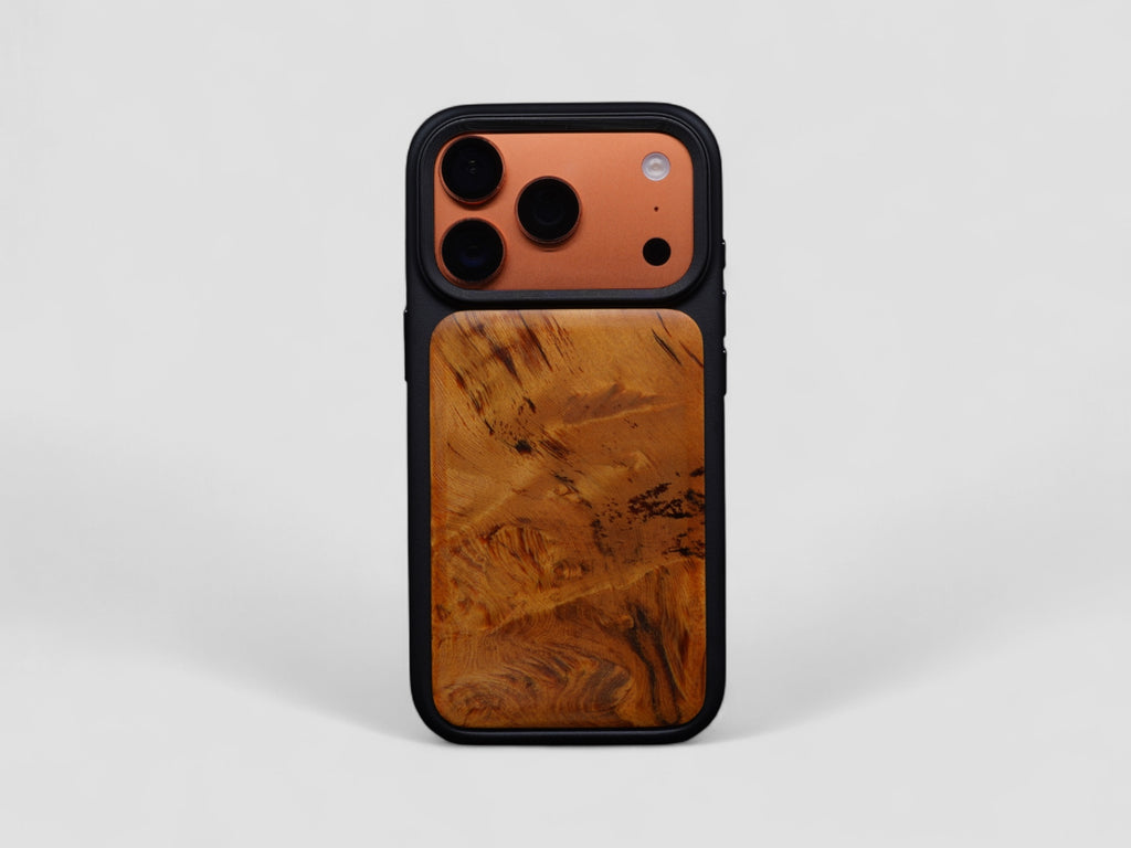 【國產材】台灣鳳尾黃檜 iPhone 17系列 MagSafe 實木防摔手機殼｜可客製選料