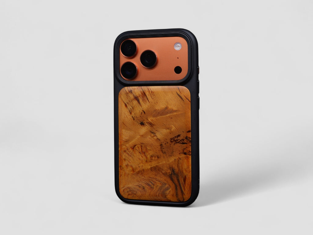 【國產材】台灣鳳尾黃檜 iPhone 17系列 MagSafe 實木防摔手機殼｜可客製選料