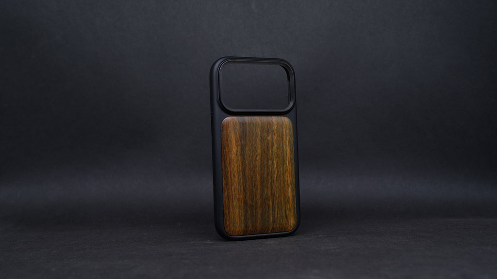 【進口材】綠檀木 iPhone 17系列 MagSafe 實木防摔手機殼｜可客製選料