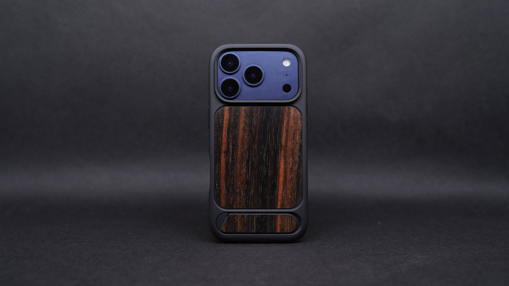 「隱鋒」黑檀木 iPhone 17 Pro MagSafe 支架殼