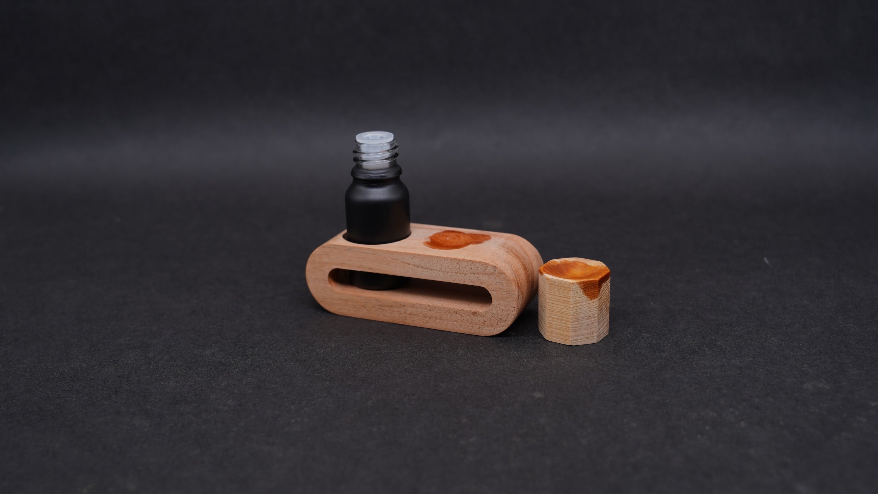 一蓋永續 台灣檜木擴香精油組