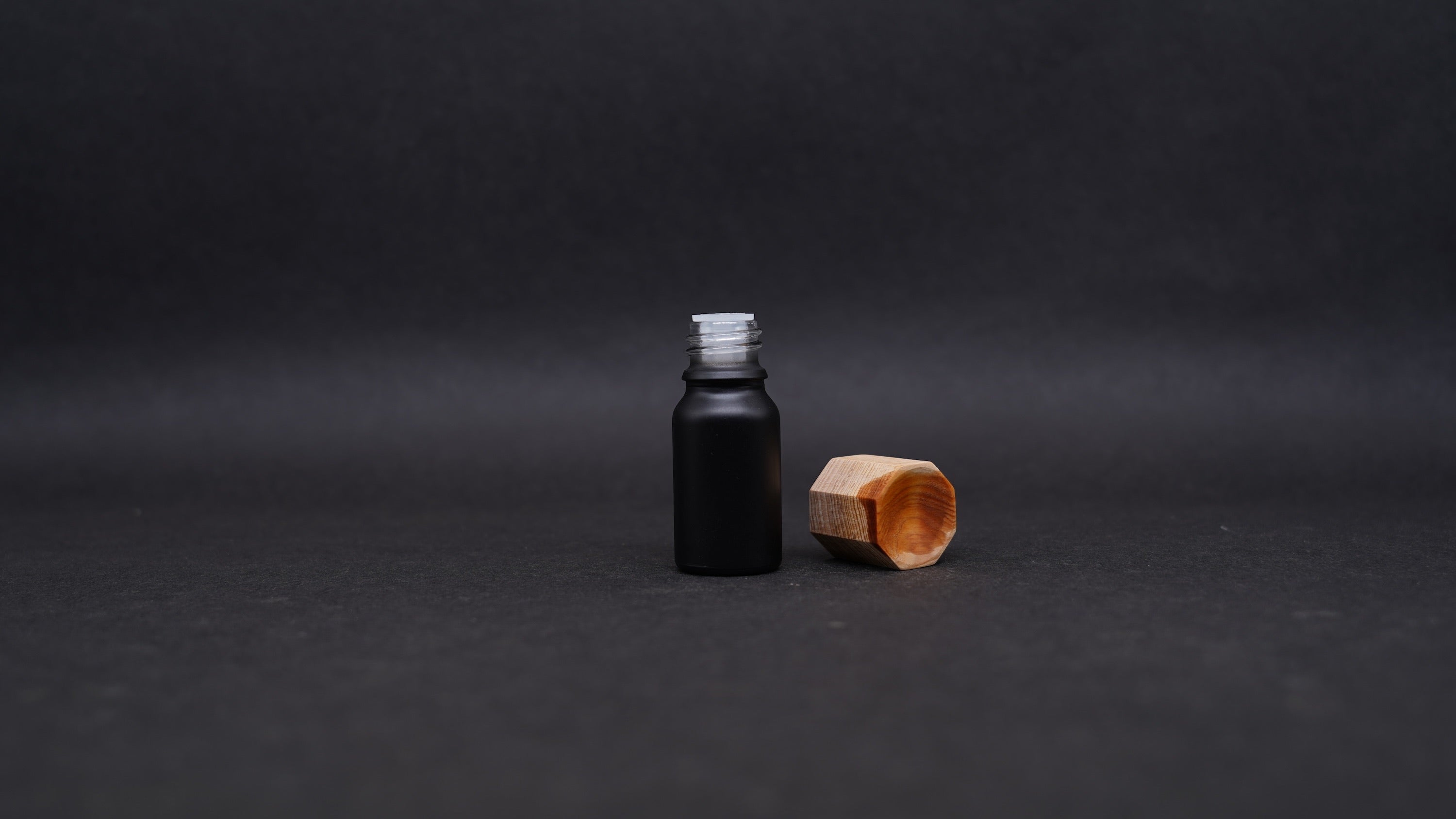 一蓋永續 台灣檜木擴香精油組