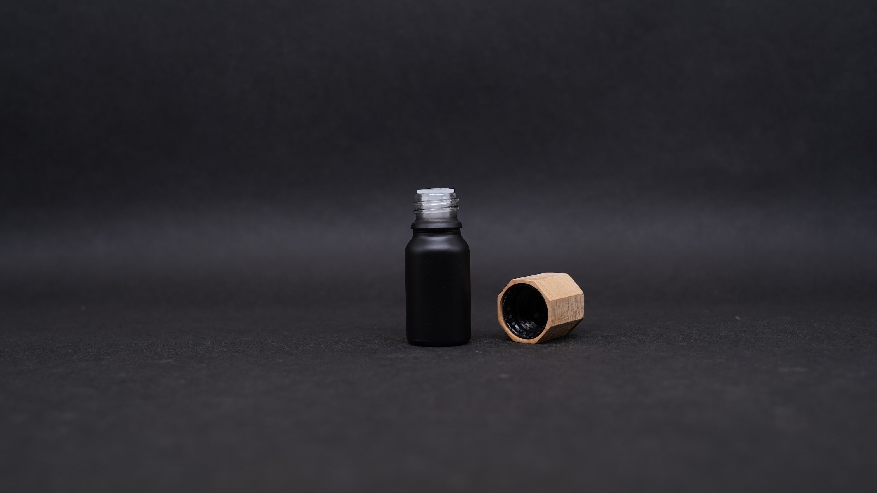 一蓋永續 台灣檜木擴香精油組