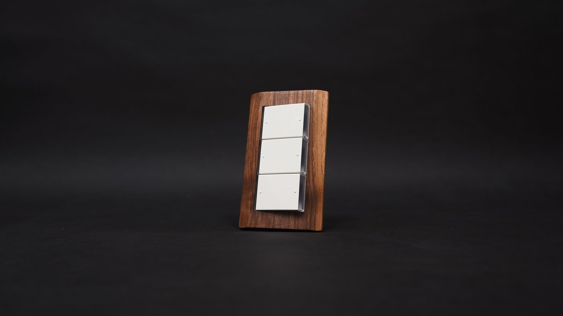 【進口材】Bark系列-胡桃實木開關面板