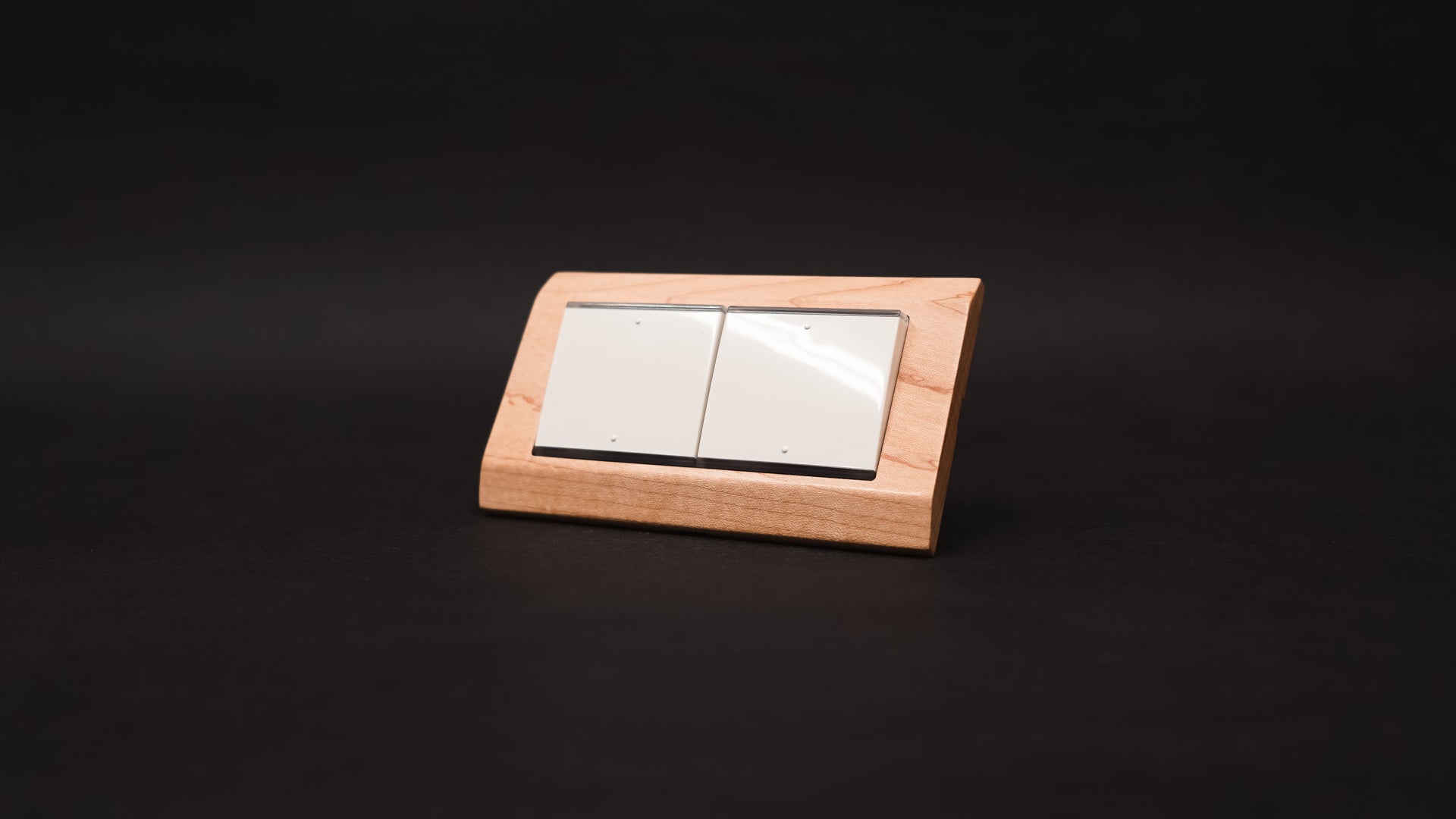 【進口材】Bark系列-楓木實木開關面板