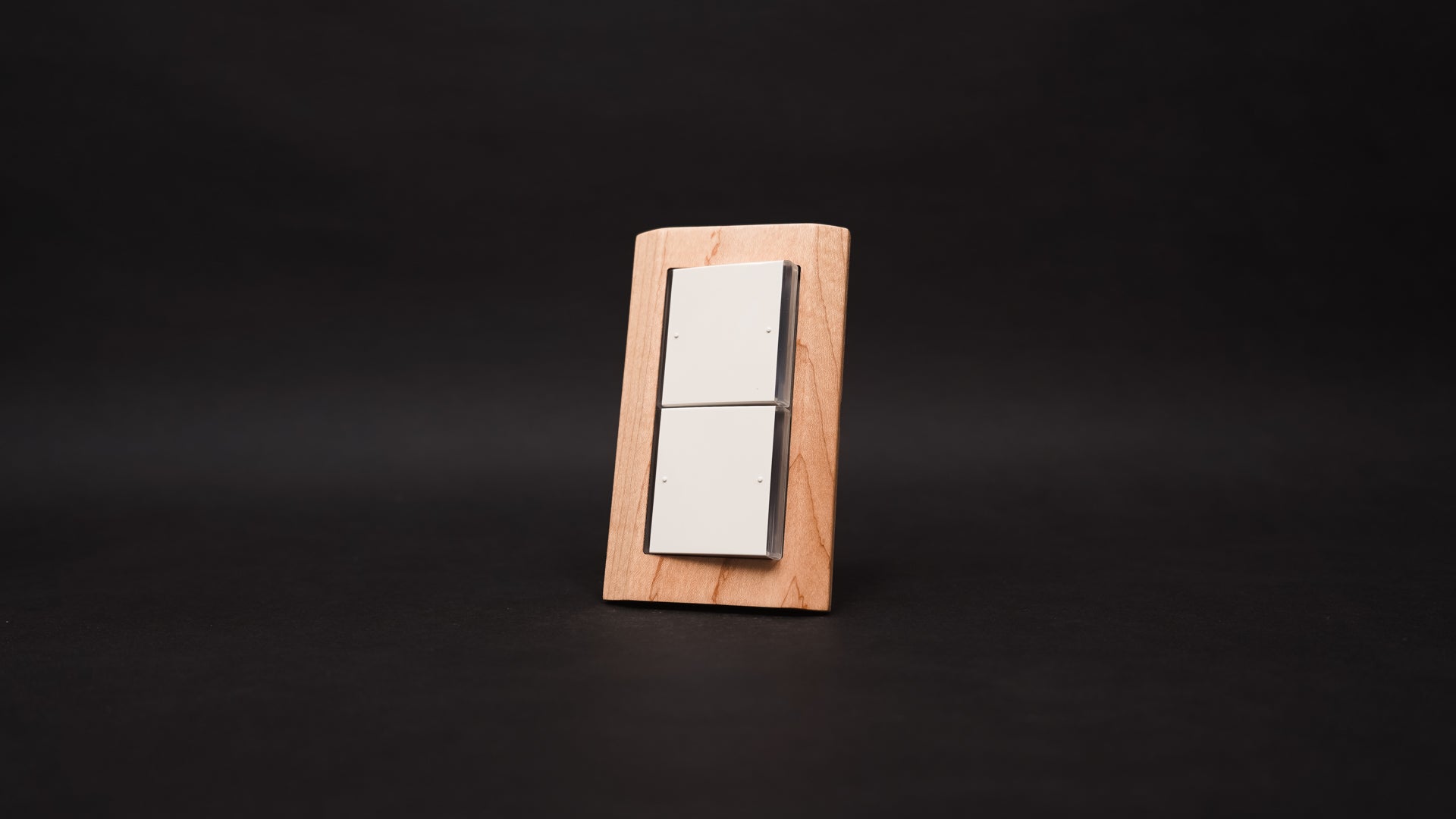 【進口材】Bark系列-楓木實木開關面板